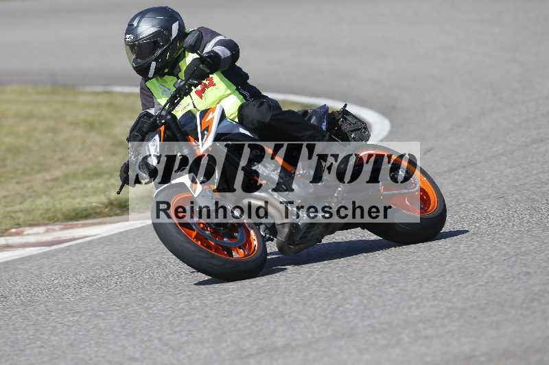 /01 02.04.2026 MAZ ADR/Gruppe gelb Gruppe gruen/Instruktoren